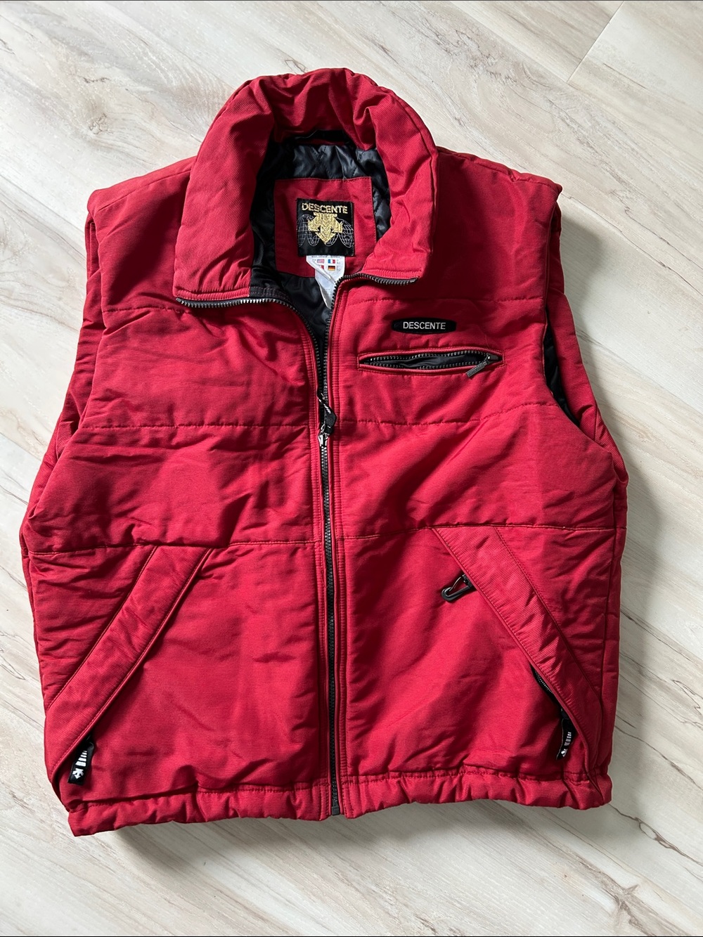 Descente Red Quilted Puffer Vest with Zip Pockets
